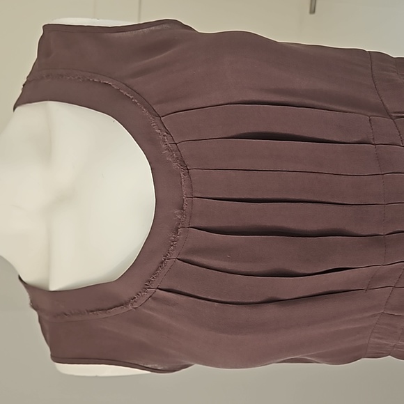 EUC Size Medium Silk Club Monaco Top - Picture 3 of 11